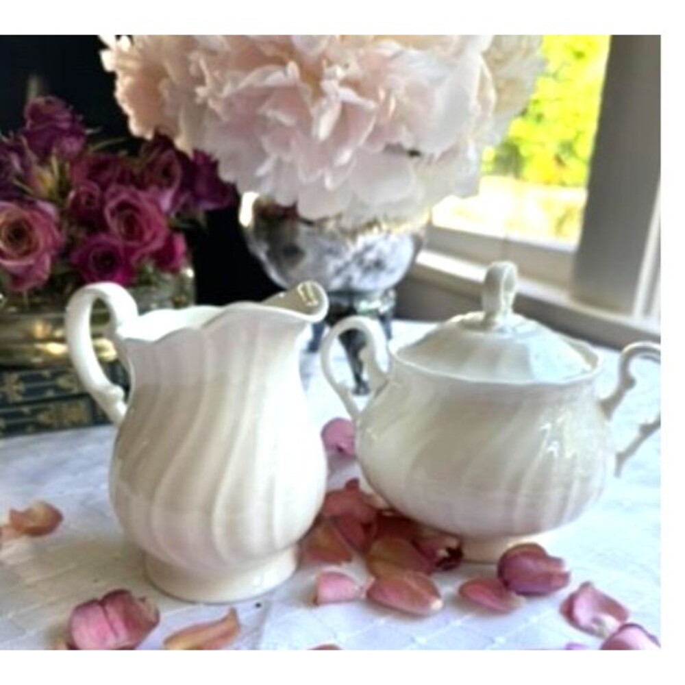 Vintage Noritake Windsor White  EleganSugar Bowl / Lid & Creamer  Set~Bone China